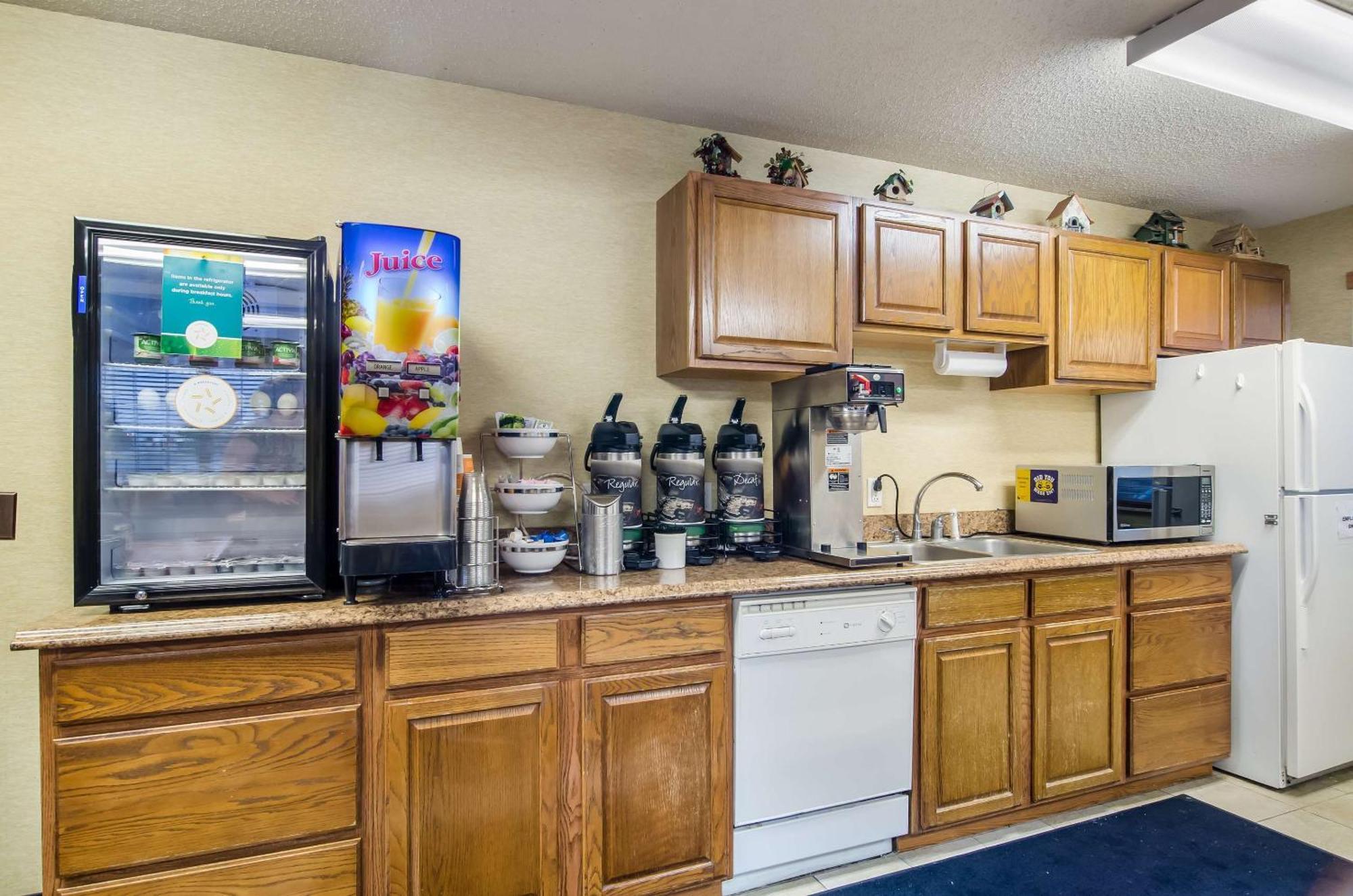 Quality Inn Goodland I-70 Екстериор снимка